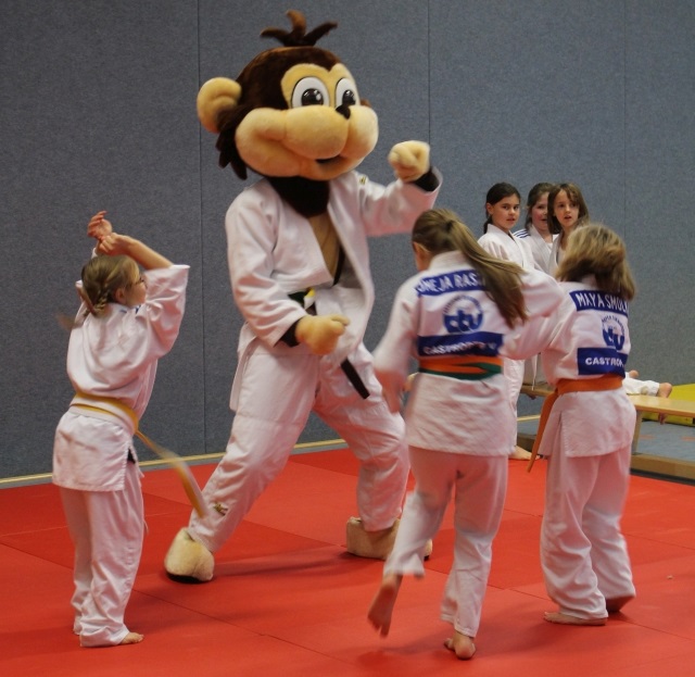 2018 12 08 Ippon Girls Lehrgang mit Szaundra Diedrich Judoka Rauxel 001
